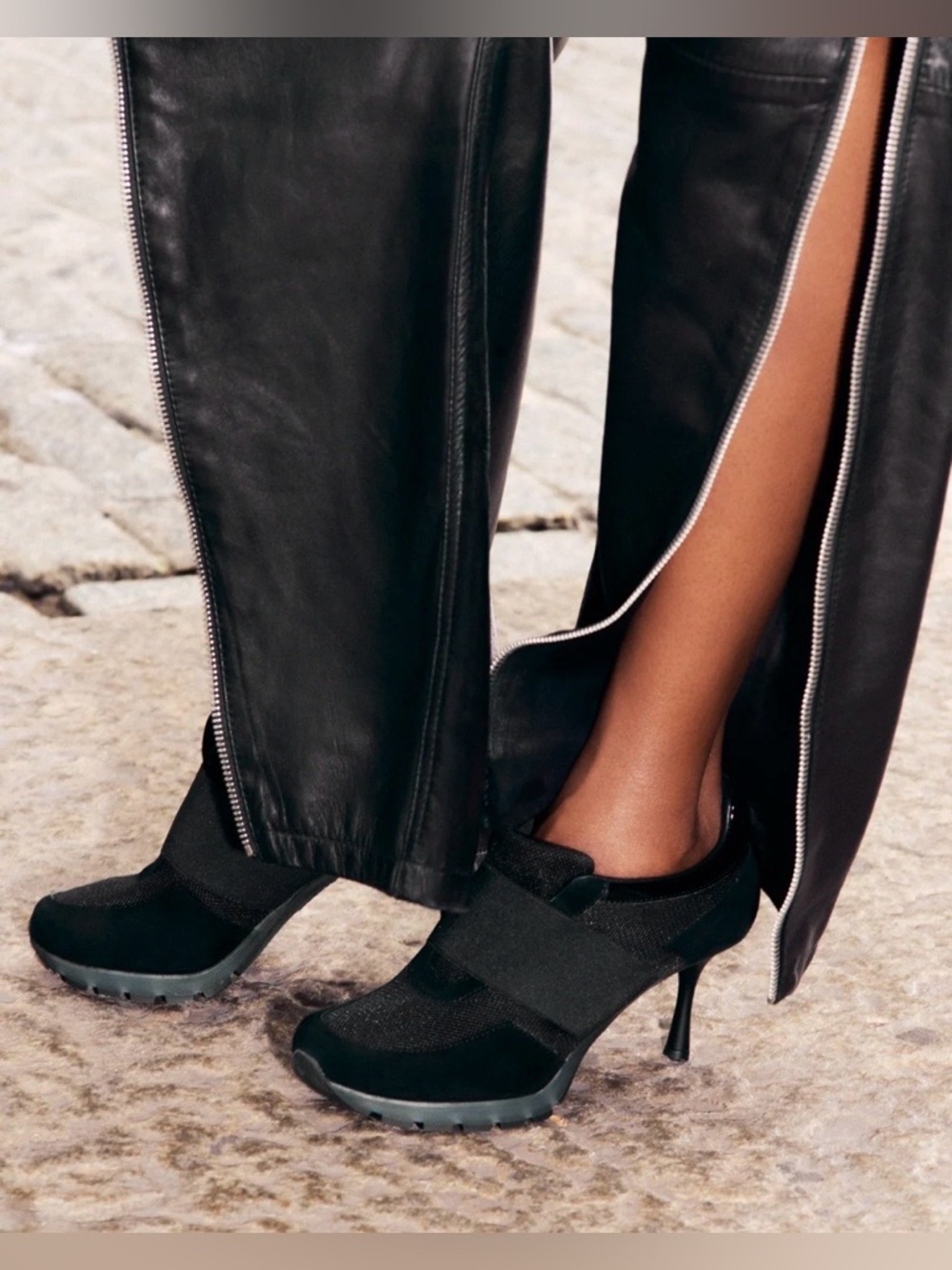 The Icon in Black / Black Patent - Picture 7 of 16